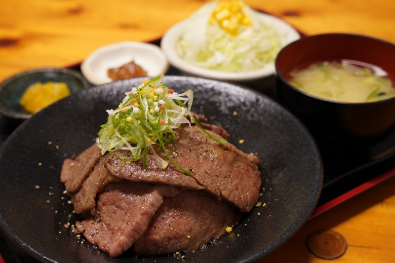 ともえまる食堂