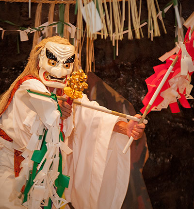 写真：手力雄の舞