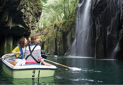写真：高千穂峡 真名井の滝